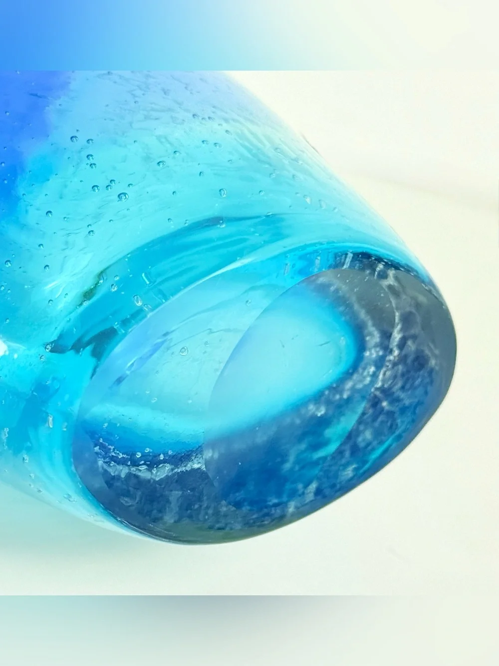 Vintage Cali Margie’s Garden Creative Artisans Hand Blown Blue Bubble Glass Vase